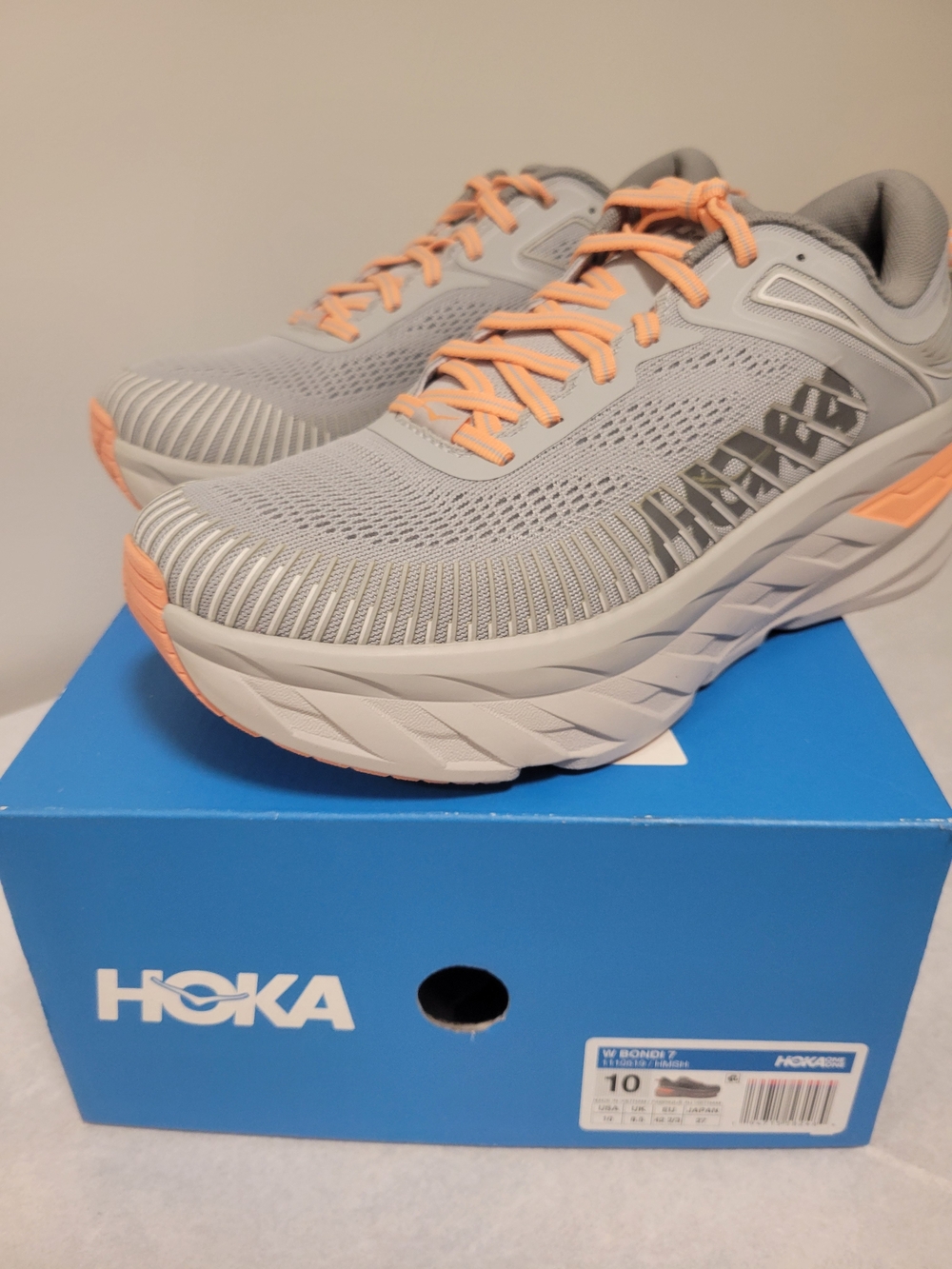 NWT Hoka  Bondi 7 Women's Gray and Peach  Athletic Running Shoes Size 10